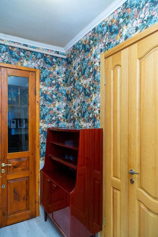 Apartment Comfortable In The Center Of *